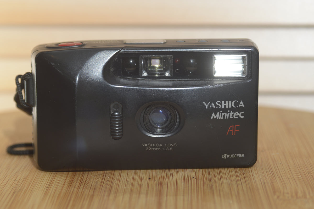 Yashica Minitec 35mm Compact Camera. Fantastic Vintage Point and Shoot