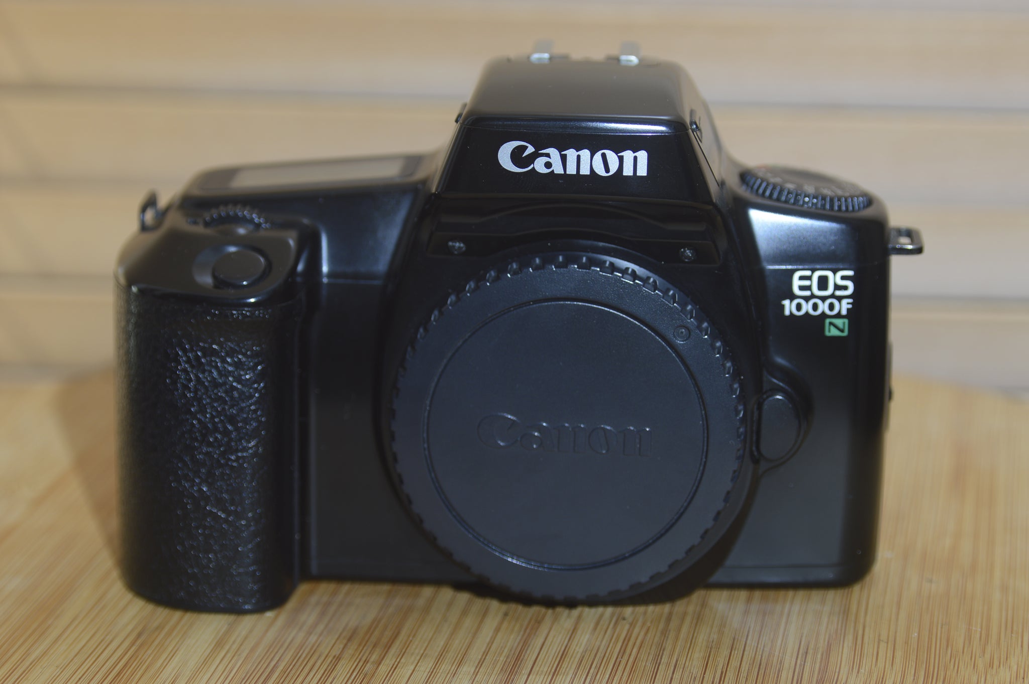Vintage Canon EOS 1000FN 35mm SLR Camera. Excellent example of a well kept camera. - Rewind Cameras 