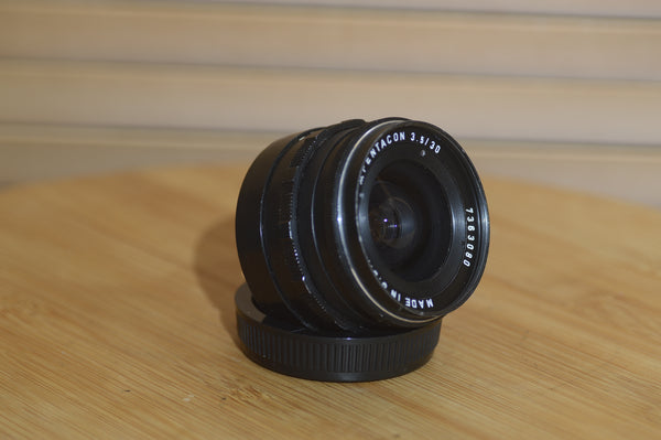 Vintage Pentacon 30mm f3.5 M42 Wide Angle Lens. - Rewind Cameras 