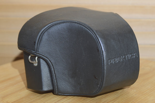 Beautiful Praktica Black Leather Camera Case. Fits Praktica MTL3, Nova.