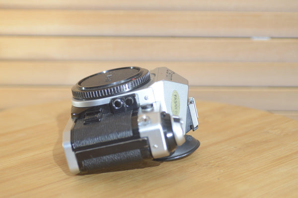 Gorgeous Canon AE1 P 35mm SLR body alone. Pair it with FD lens and away you go - Rewind Cameras 