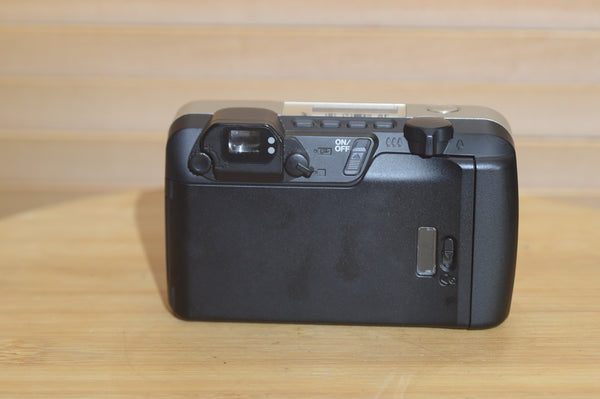 Pentax Espio 928M Compact Camera with case. Perfect 35mm to put in a pocket