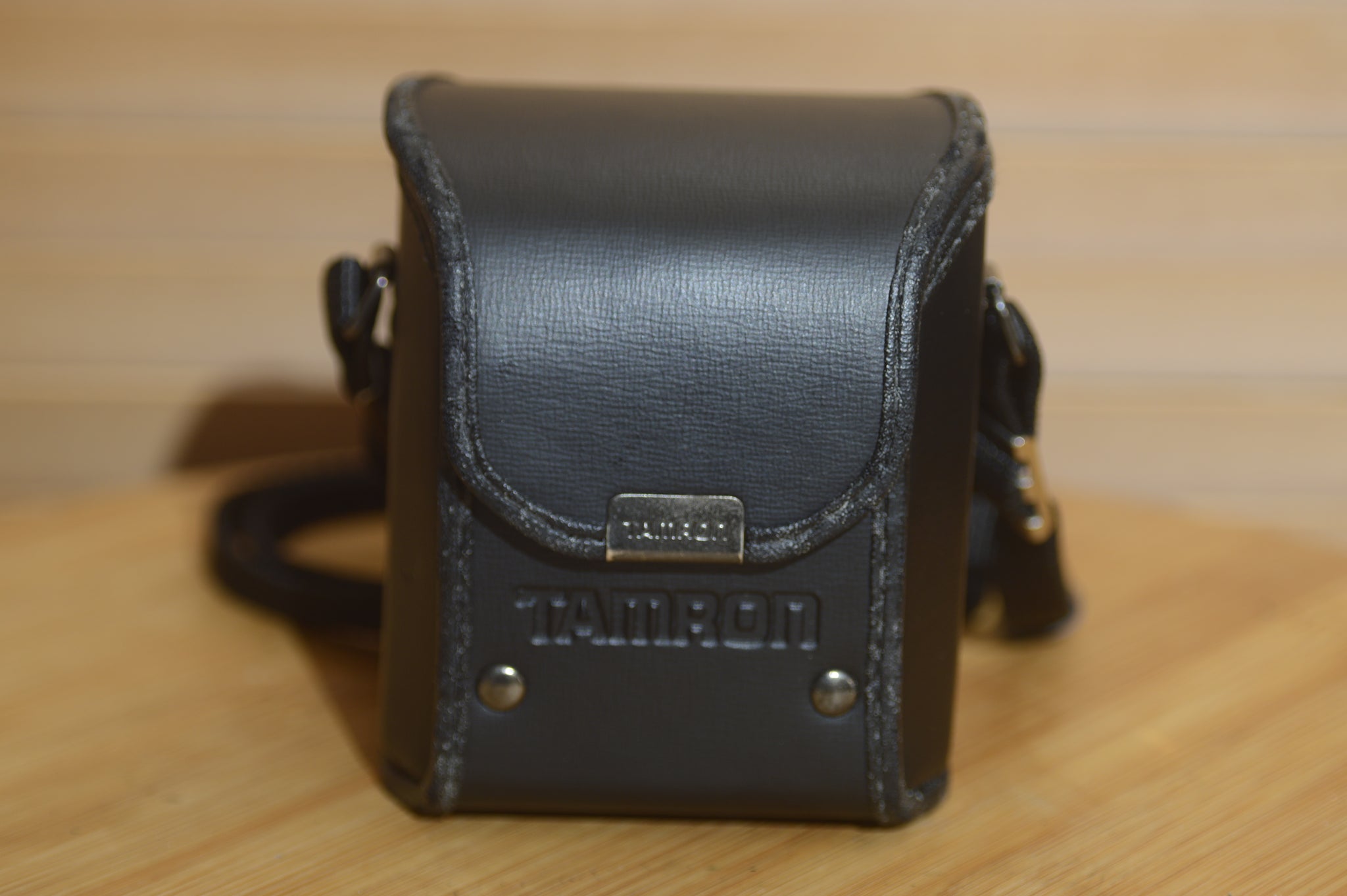 Vintage Tamron L-08 Adaptall 2 Hard Leather Lens Case. Perfect for protecting your Vintage lenses. - Rewind Cameras 