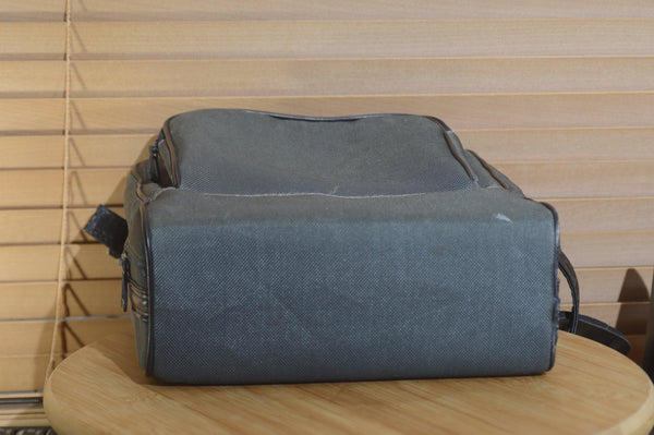 Vintage Grey Square Camera Case. Excellent companion for your SLR. - Rewind Cameras 