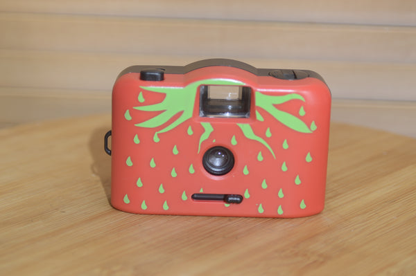 Vintage Strawberry 35mm Compact Novelty Camera. - Rewind Cameras 