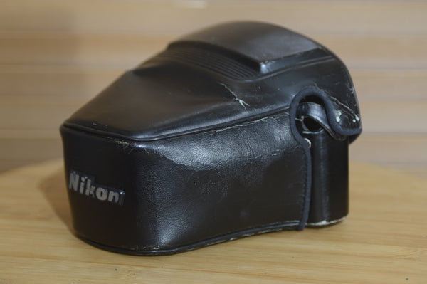 Beautiful Black Nikon CF-33 Camera Case. Nikon FG, FG20 with standard and short telephoto lenses - Rewind Cameras 