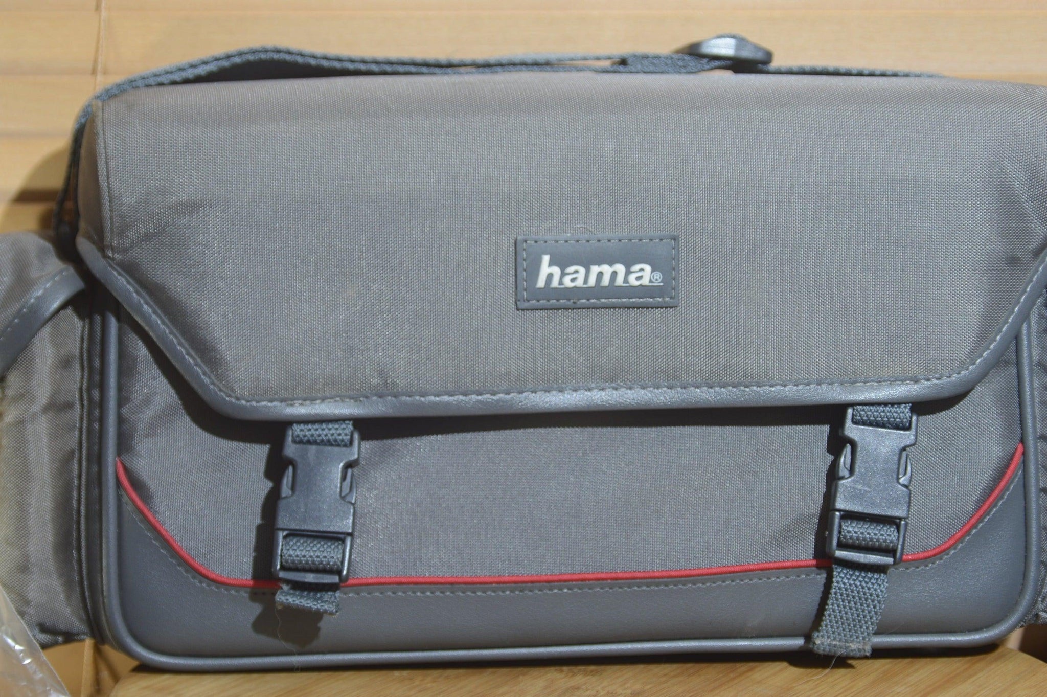 Vintage Hama Grey Padded Medium Sized Camera Bag with Strap - Rewind Cameras 