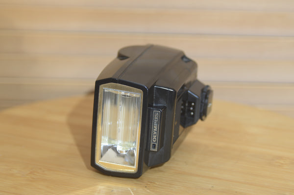 Olympus Quick Auto 310 flash. Fantastic flash for giving your image more depth. - Rewind Cameras 