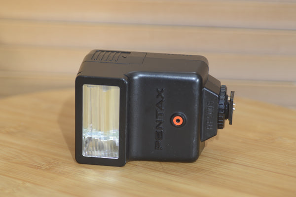 Asahi Pentax AF 200s Flash with Instruction Manual and Filter Hood. - Rewind Cameras 