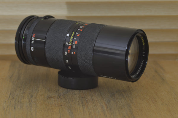 Stunning Tamron FD fit 85-210mm 1:4.5 Zoom lens in lovely hard leather case. A  lovely piece of glass, perfect for wildlife photography. - RewindCameras quality vintage cameras, fully tested 