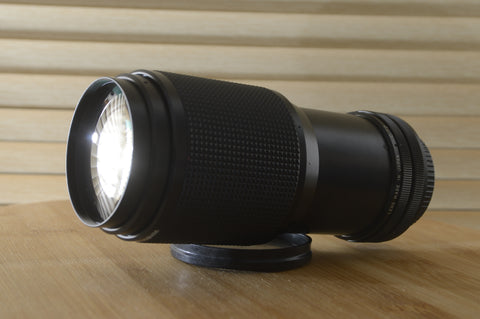 Vivitar FD fit 80-200mm f4.5 MC Zoom lens. A lovely piece of glass, perfect for wildlife photography. Add to your Vintage Canon kit - RewindCameras quality vintage cameras, fully tested and s